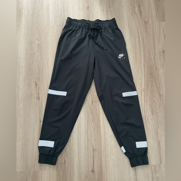 Nike Sweatpants - Picture 1 of 1